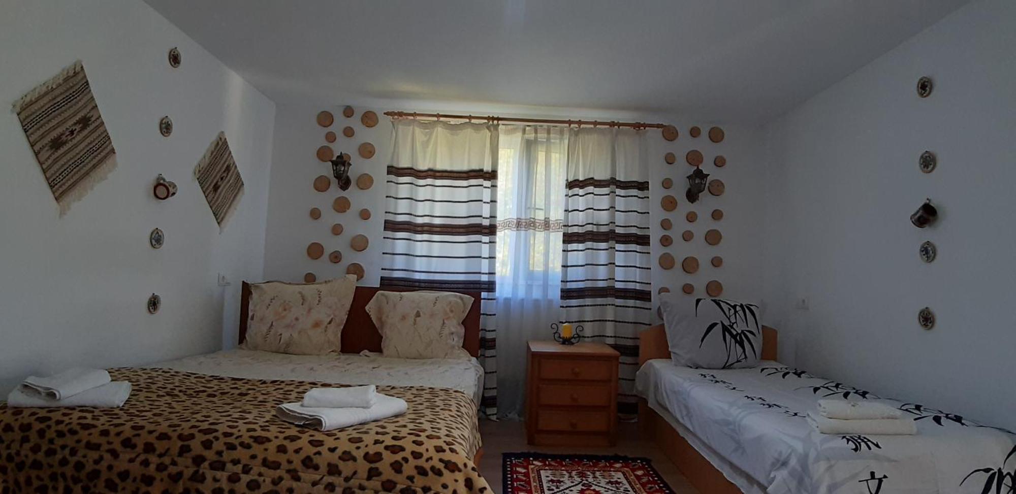 Pensiunea Casa Godja Văleni Cameră foto